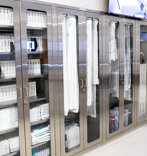 AR Storage Cabinets 420x500