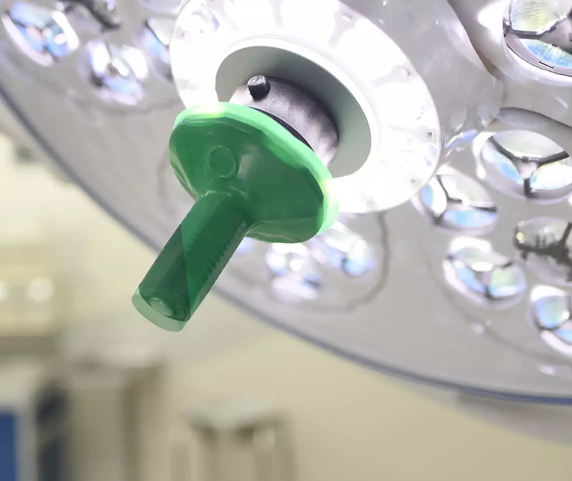 Close up of cleanview sterile handle cover on Skytron Aurora Four surgical light